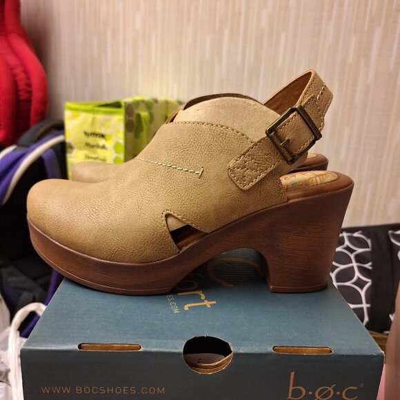 Women's B.O.C. Clogs - Size 8M - Picture 4 of 8